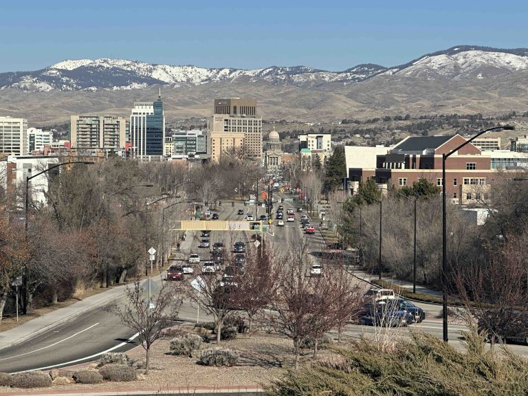 downtown-Boise-Idaho-dry-weather-affects-muscle-tissue-joints-stiffness